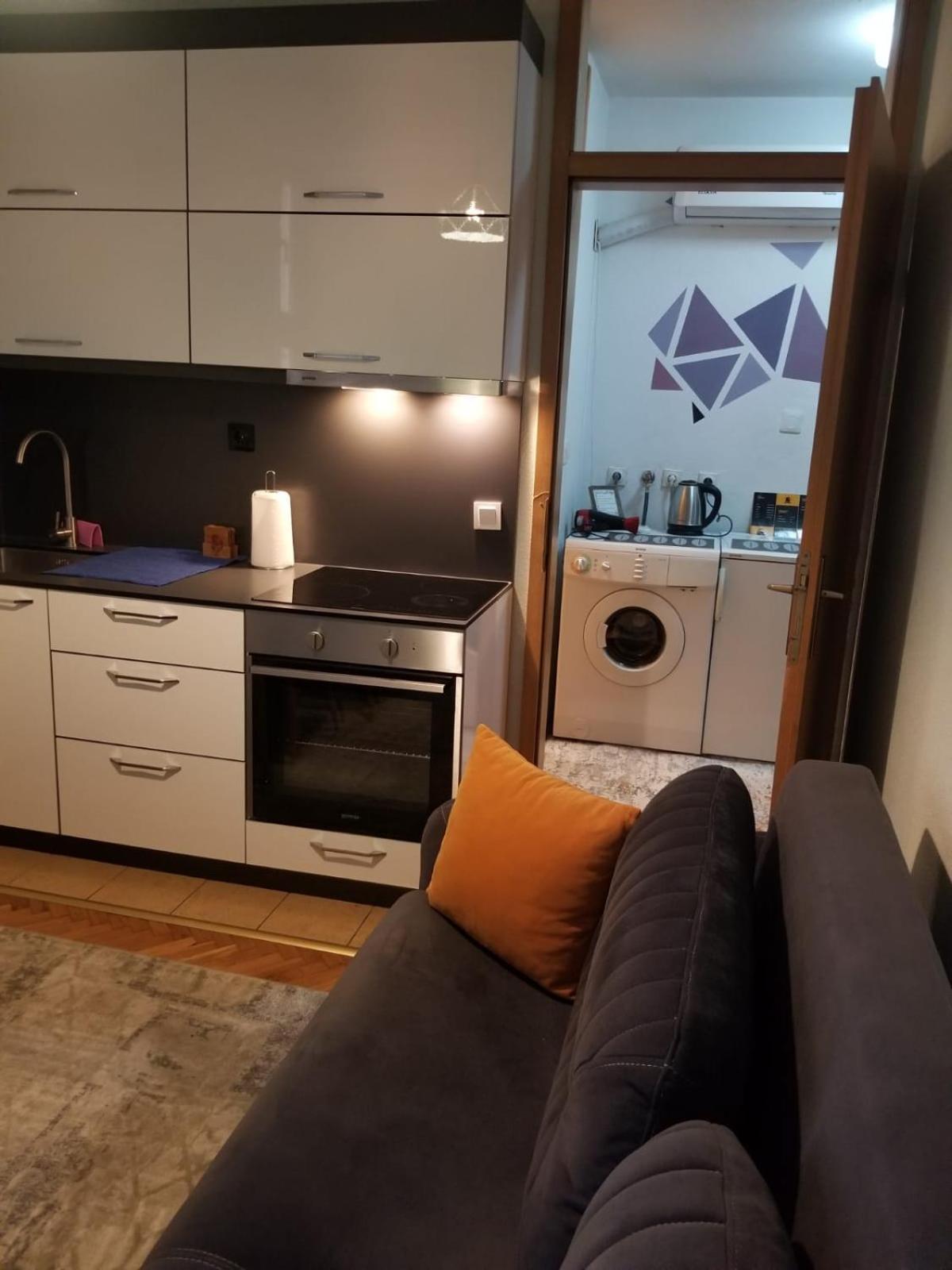 Cozy&Comfy Apartment In The Center Of Prishtina Prisztina Zewnętrze zdjęcie